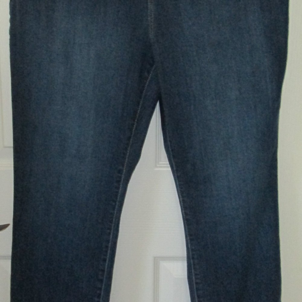 SUSAN GRAVER REGULAR HIGH STRETCH HIGH-WAIST SLIM LEG 5 POCKET JEANS, SIZE 14